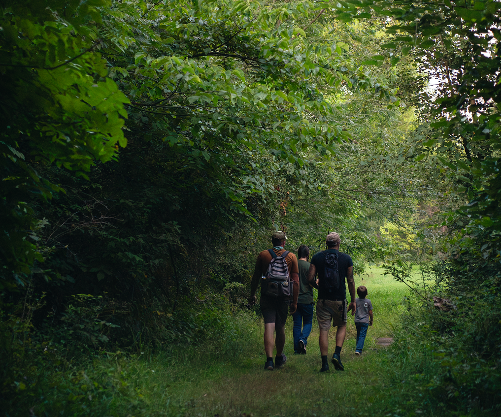 Familywalking1