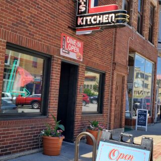 Nick's Kitchen Downtown Huntington