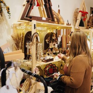 4 CFEDEF0 0 BC7 4187 9628 56 E824181 ECF 1 201 a