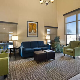 IN421 Lobby2 1