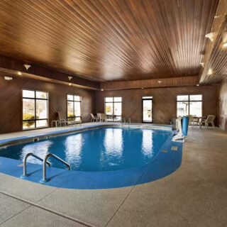 IN421 Pool1 1