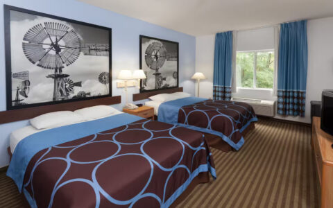 10394 guest room 4