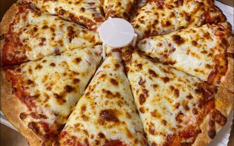 East of chicago pizza warren 1